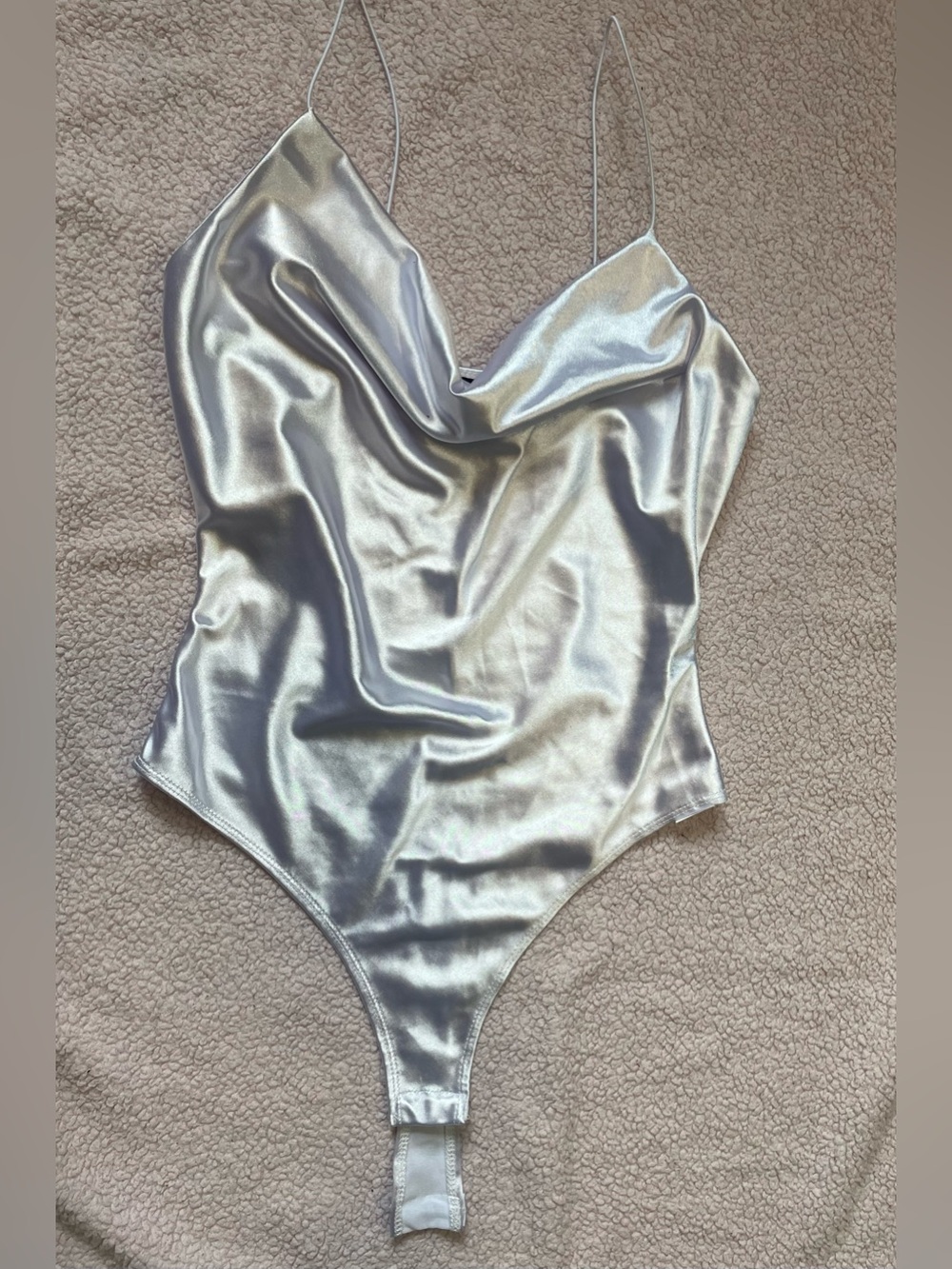 2 Bodysuits bundle. - Picture 2 of 10